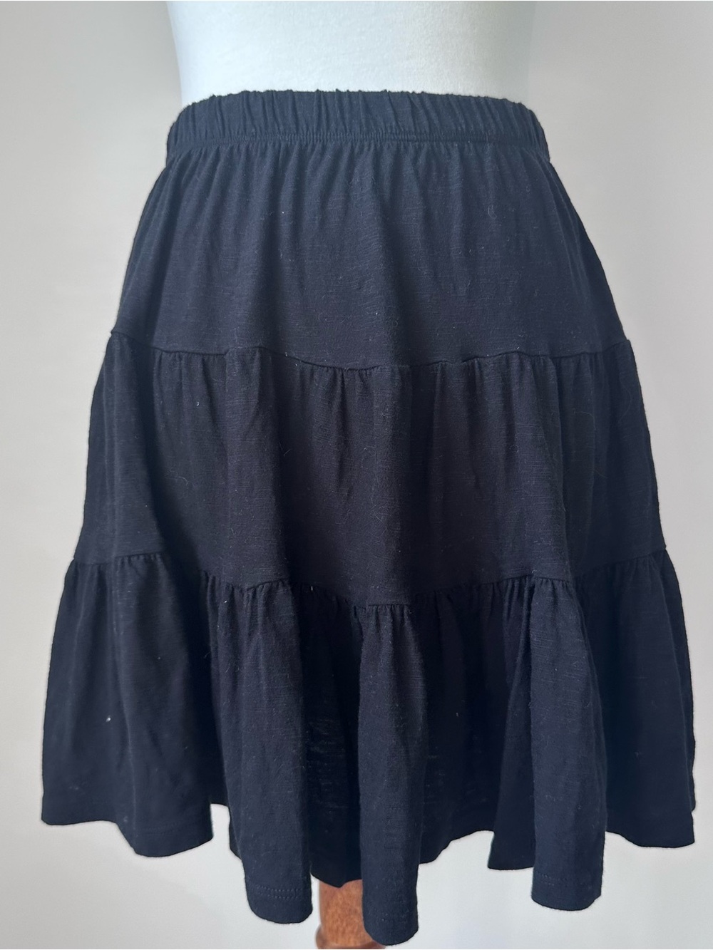 RD Style Black Tiered Elastic Waist Skirt - Women Size XSmall